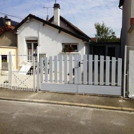 Troyes, 3 Pieces, 4 Personnes - Fr-1-543-11 Сasa de vacaciones *